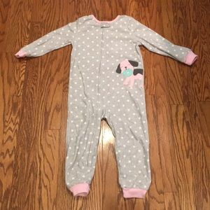 Carter’s Girls 4T footless one piece pajamas.